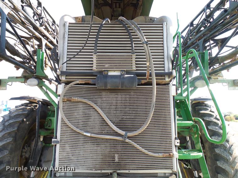 image for item DD5269 2011 John Deere 4930 sprayer