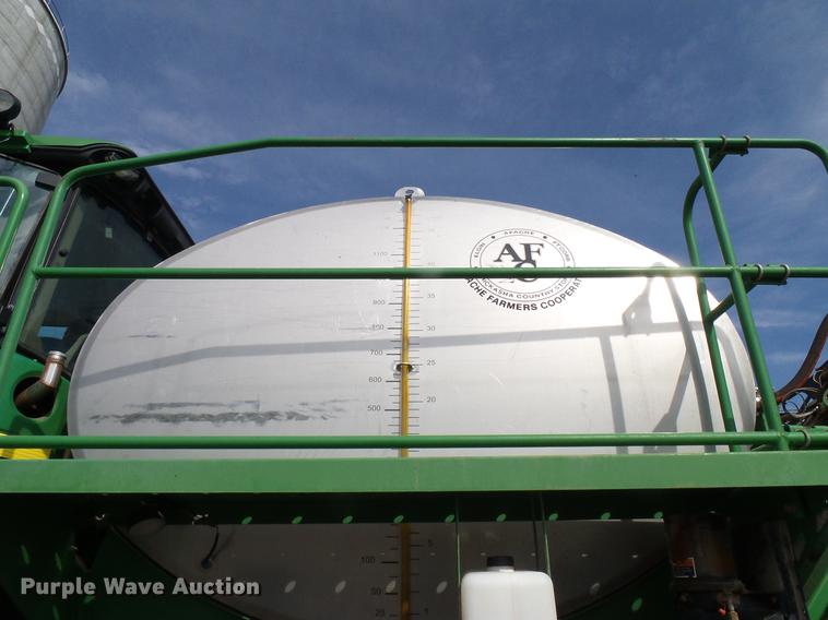 image for item DD5269 2011 John Deere 4930 sprayer