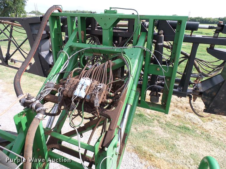 image for item DD5269 2011 John Deere 4930 sprayer