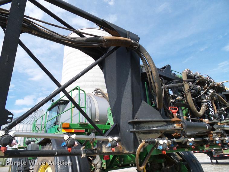 image for item DD5269 2011 John Deere 4930 sprayer