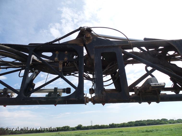 image for item DD5269 2011 John Deere 4930 sprayer