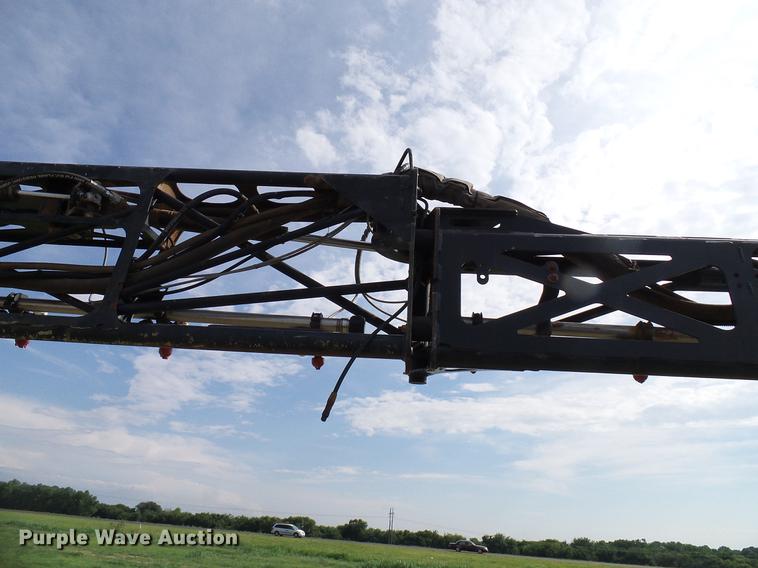 image for item DD5269 2011 John Deere 4930 sprayer