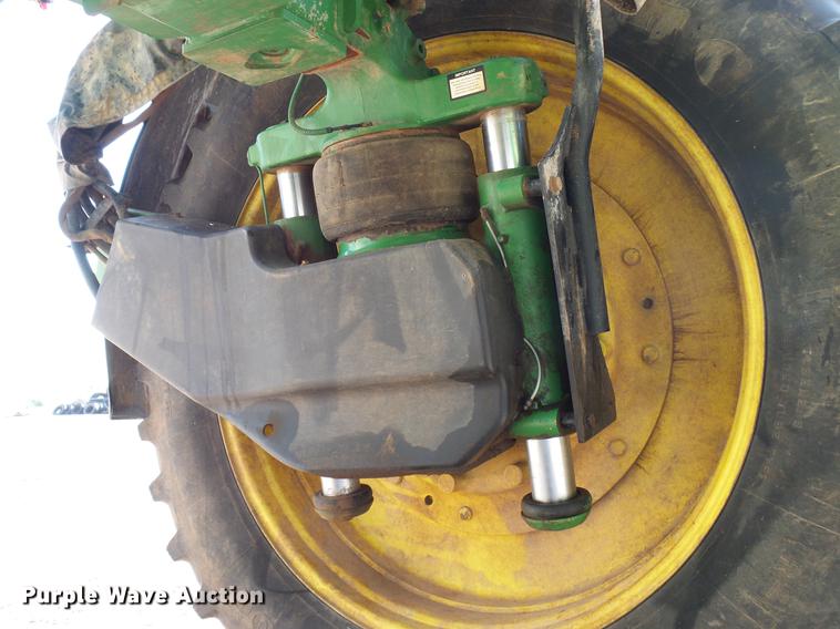 image for item DD5269 2011 John Deere 4930 sprayer