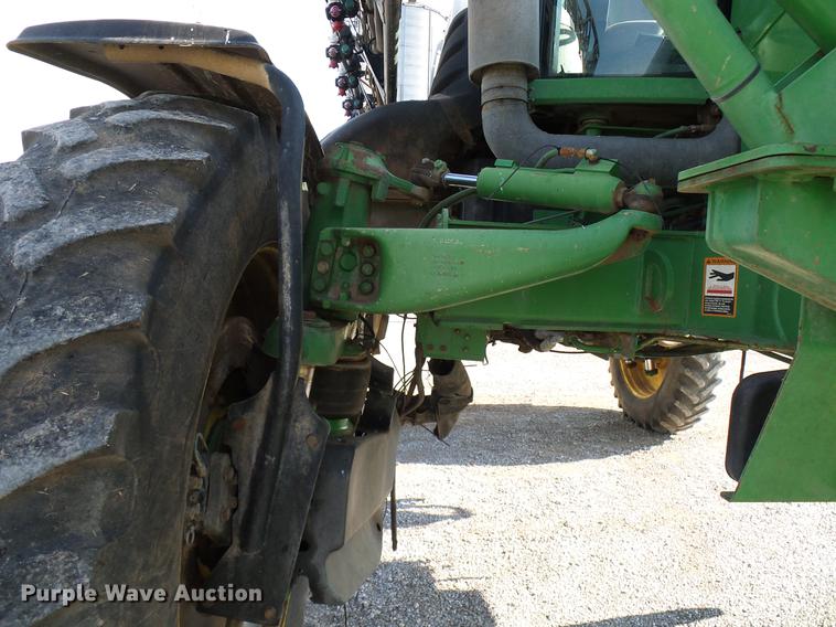 image for item DD5269 2011 John Deere 4930 sprayer