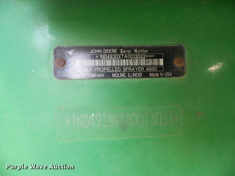 image for item DD5269 2011 John Deere 4930 sprayer