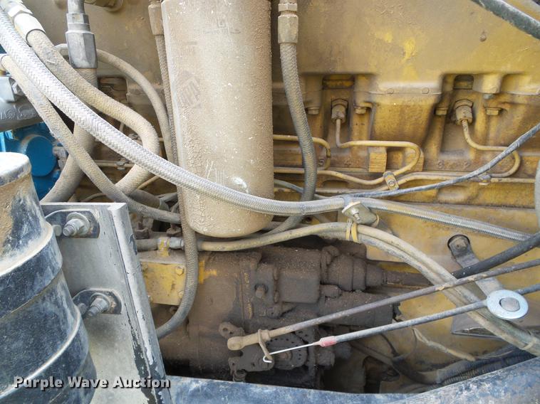 image for item DD5829 1987 Kenworth T600A semi truck