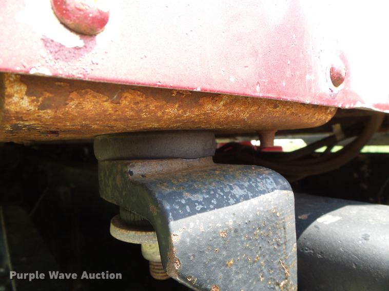 image for item DD5829 1987 Kenworth T600A semi truck