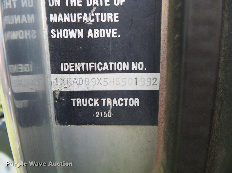 image for item DD5829 1987 Kenworth T600A semi truck