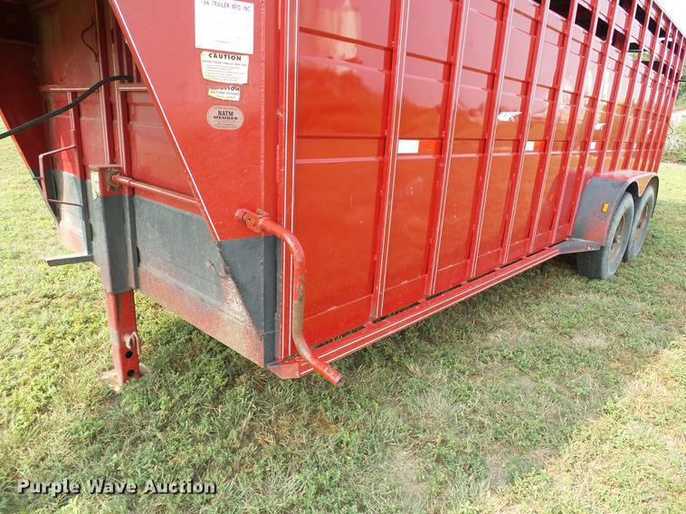 image for item DD5862 1999 Titan Classic livestock trailer