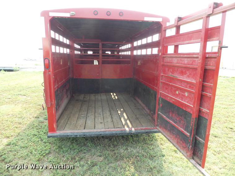 image for item DD5862 1999 Titan Classic livestock trailer