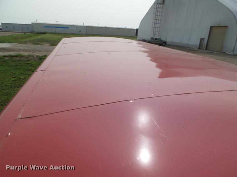 image for item DD5862 1999 Titan Classic livestock trailer