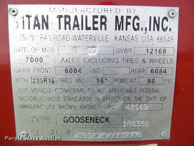 image for item DD5862 1999 Titan Classic livestock trailer