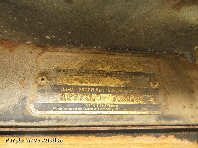 image for item DD5865 1979 John Deere 4440 tractor