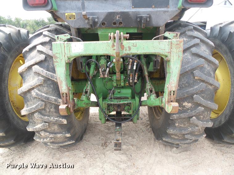 image for item DD5865 1979 John Deere 4440 tractor