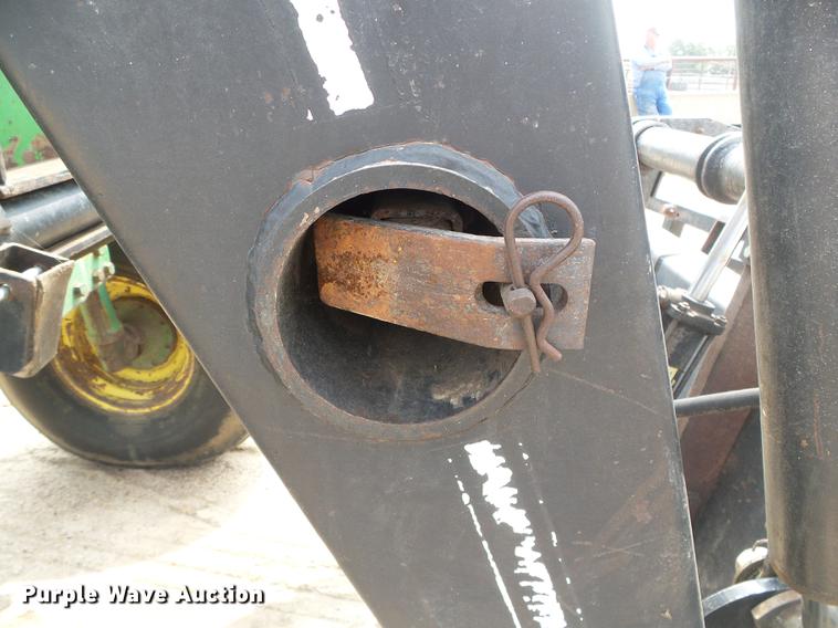 image for item DD5865 1979 John Deere 4440 tractor