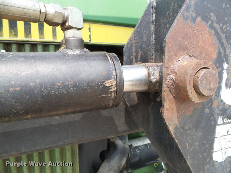 image for item DD5865 1979 John Deere 4440 tractor