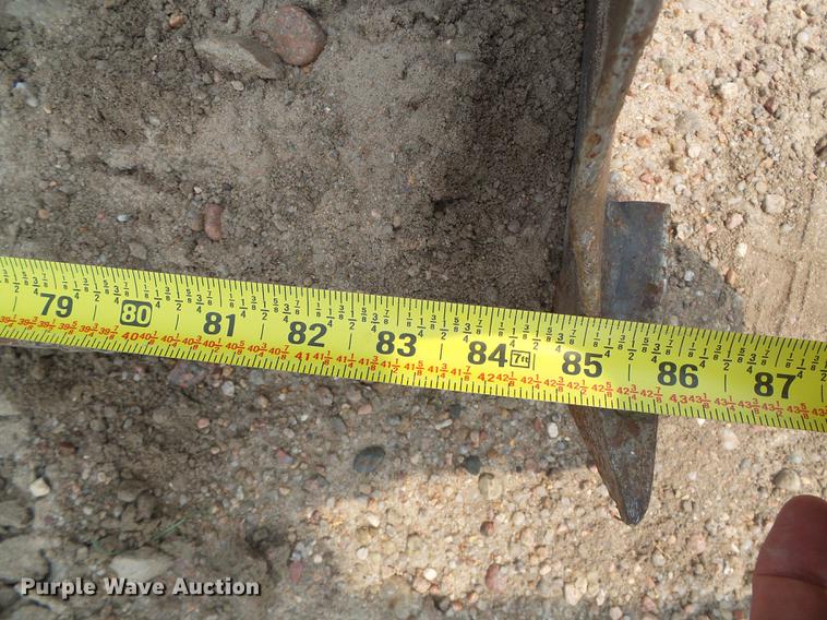 image for item DD5865 1979 John Deere 4440 tractor