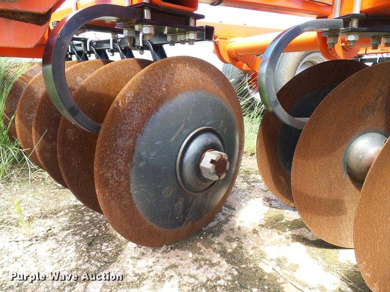 image for item DD5927 2013 Kuhn-krause 8100 tandem disk