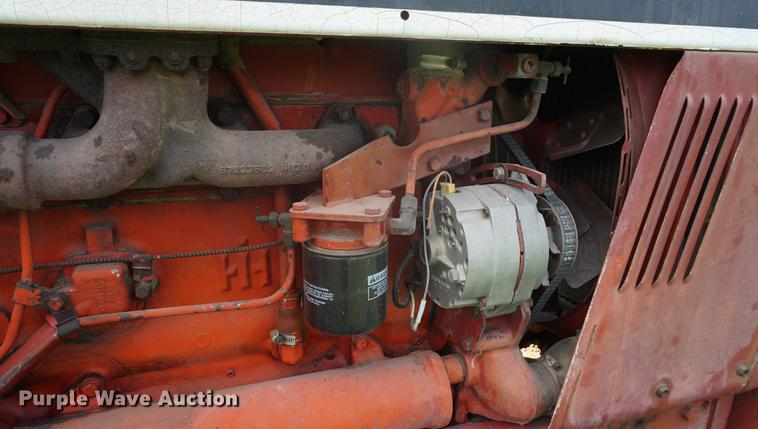 image for item DD6419 1972 International 1466 tractor