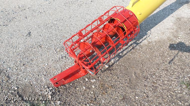 image for item DD7357 Westfield WR80-31 grain auger