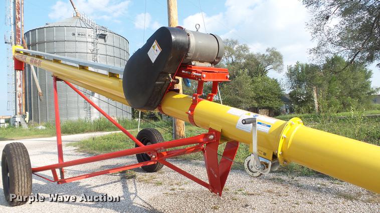 image for item DD7357 Westfield WR80-31 grain auger