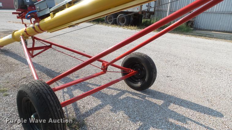 image for item DD7357 Westfield WR80-31 grain auger