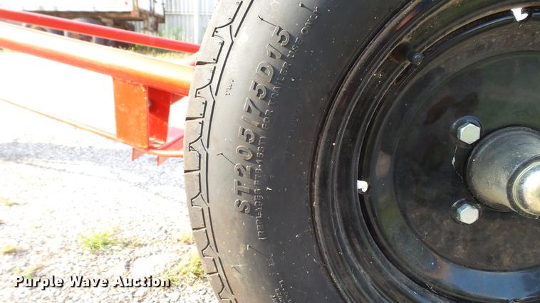 image for item DD7357 Westfield WR80-31 grain auger