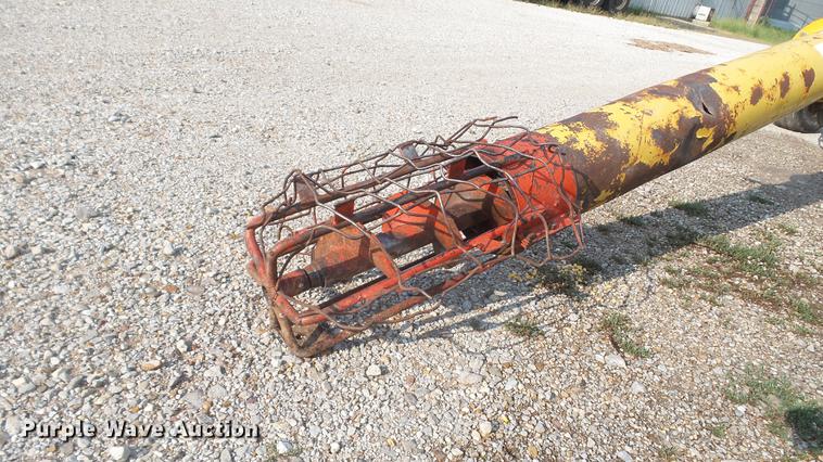 image for item DD7358 Westfield WR80-31 grain auger