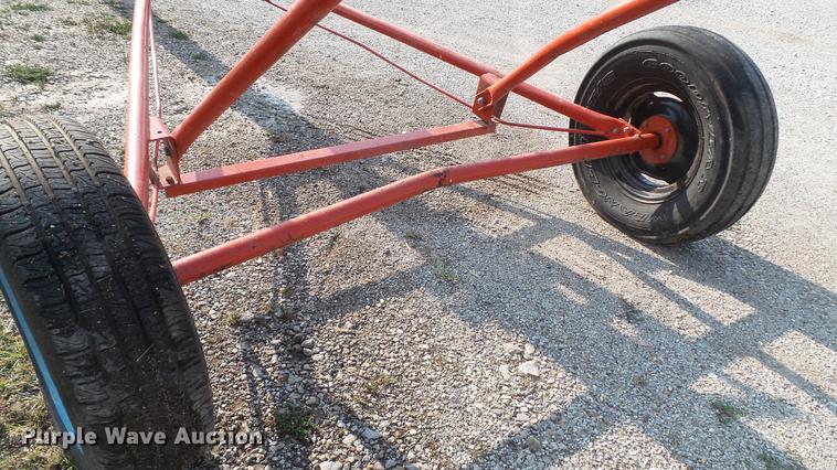 image for item DD7358 Westfield WR80-31 grain auger