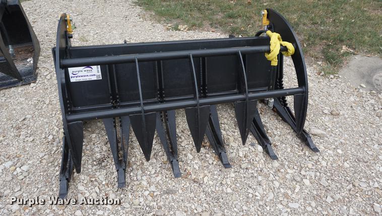 image for item DD7885 Skid steer root grapple bucket