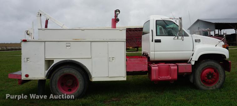 image for item DD7910 1998 GMC C7500 service truck with crane