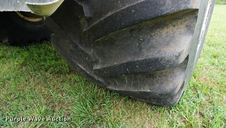 image for item DD7911 1998 Tyler 4330 applicator