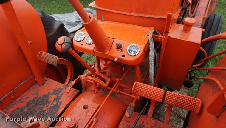 image for item DD7914 1948 Case LAI tractor