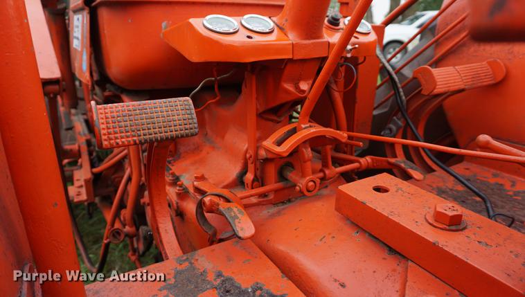 image for item DD7914 1948 Case LAI tractor