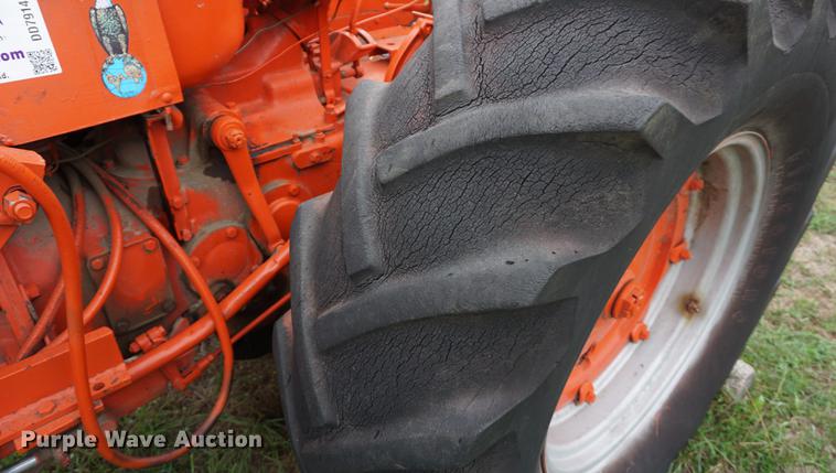 image for item DD7914 1948 Case LAI tractor