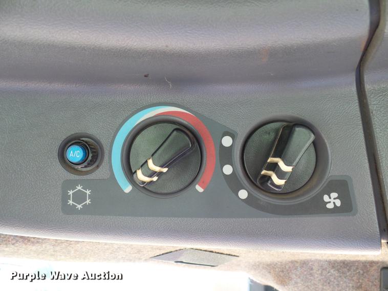 image for item DE5163 1996 Caterpillar Challenger 45 tractor