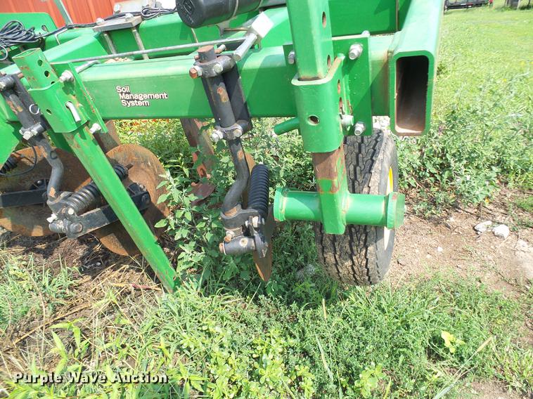 image for item DE5164 John Deere 2100 in-line ripper