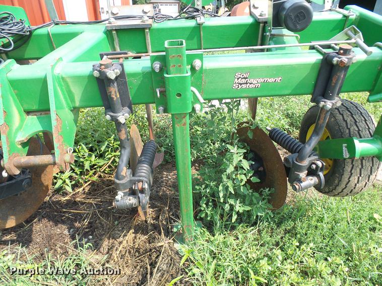 image for item DE5164 John Deere 2100 in-line ripper