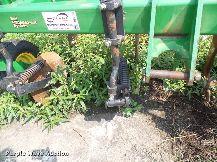 image for item DE5164 John Deere 2100 in-line ripper