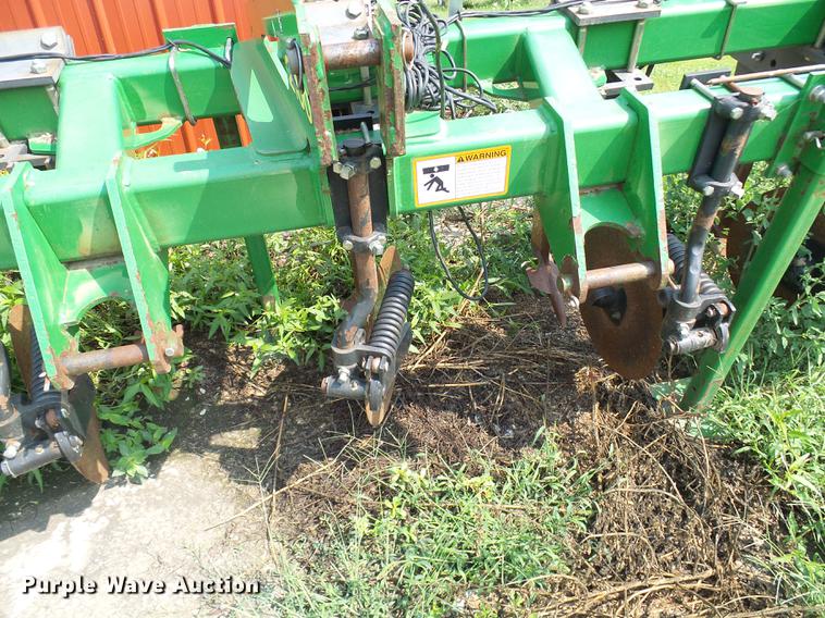 image for item DE5164 John Deere 2100 in-line ripper