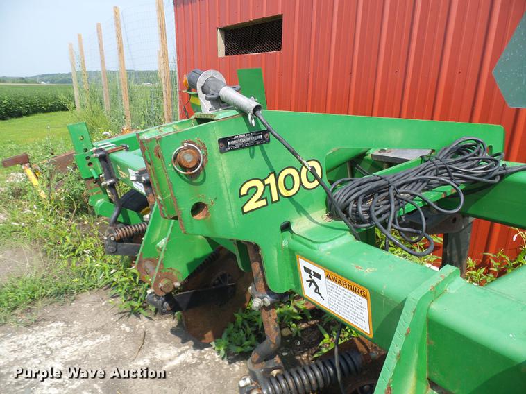 image for item DE5164 John Deere 2100 in-line ripper