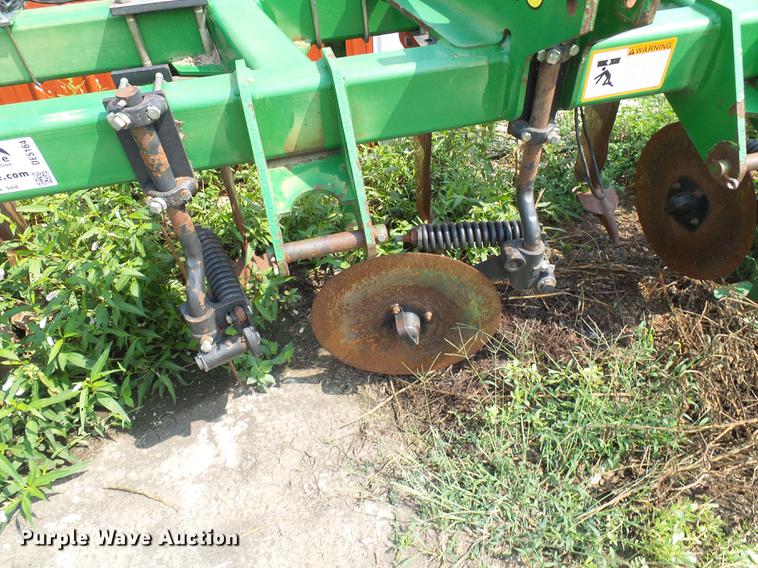 image for item DE5164 John Deere 2100 in-line ripper