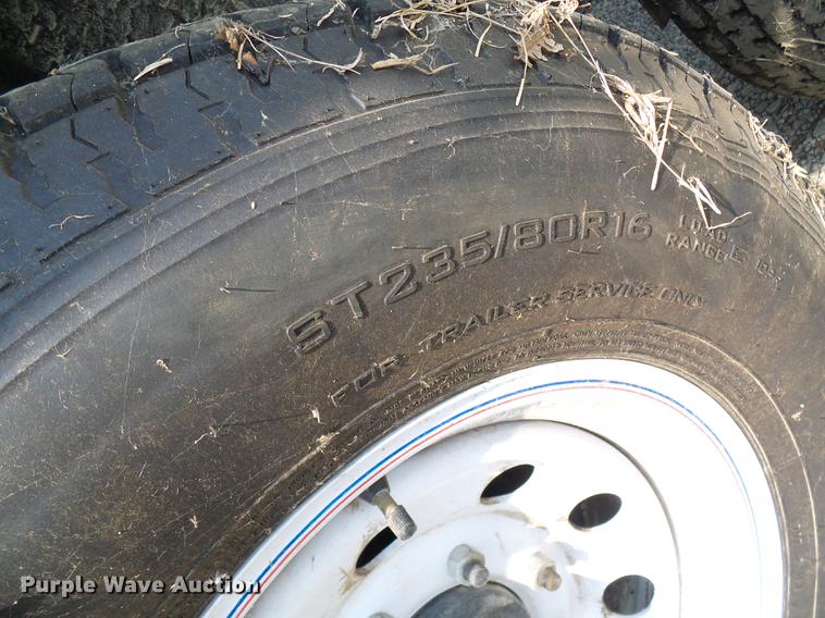 image for item DE5165 Patriot 200 seed tender trailer