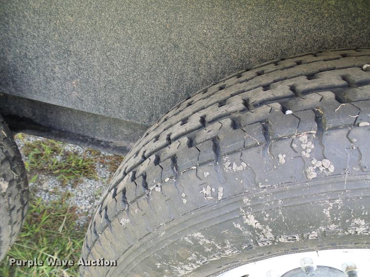 image for item DE5165 Patriot 200 seed tender trailer