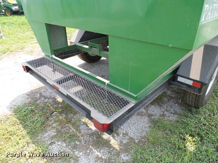 image for item DE5165 Patriot 200 seed tender trailer