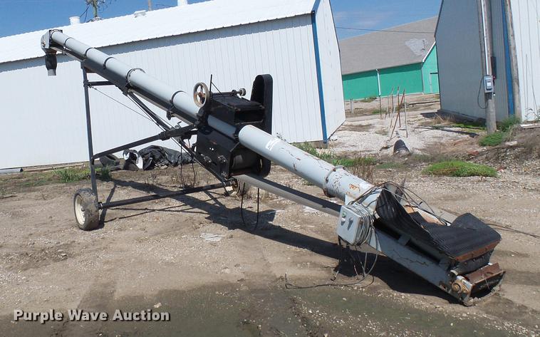 image for item DE5202 Convey All TC11035 grain auger