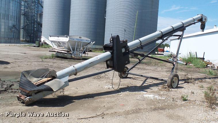 image for item DE5202 Convey All TC11035 grain auger