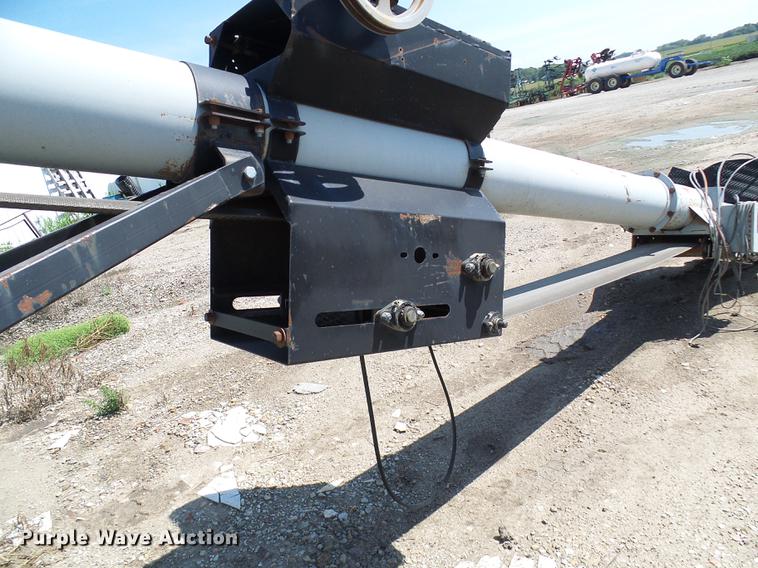 image for item DE5202 Convey All TC11035 grain auger