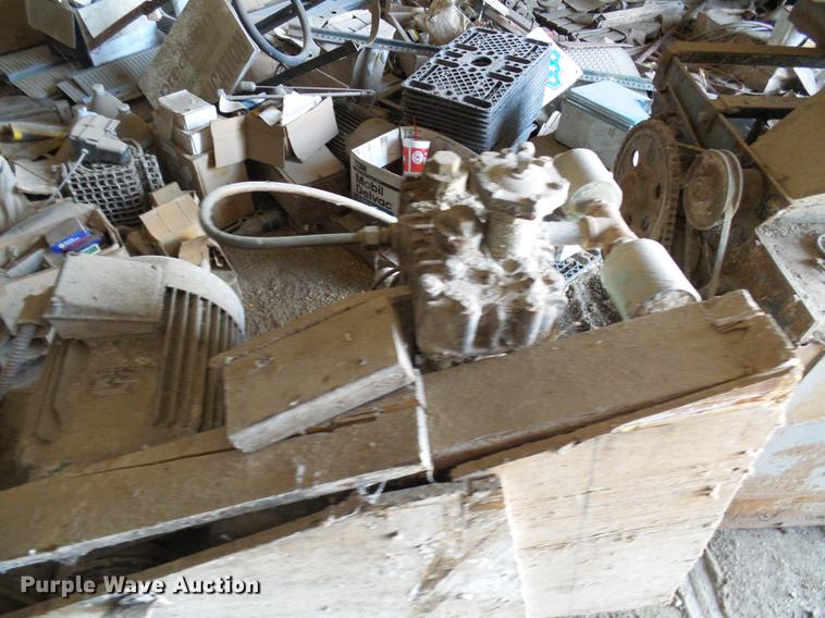 image for item DE5203 Roskamp Mfg roller mill