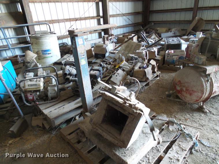 image for item DE5203 Roskamp Mfg roller mill